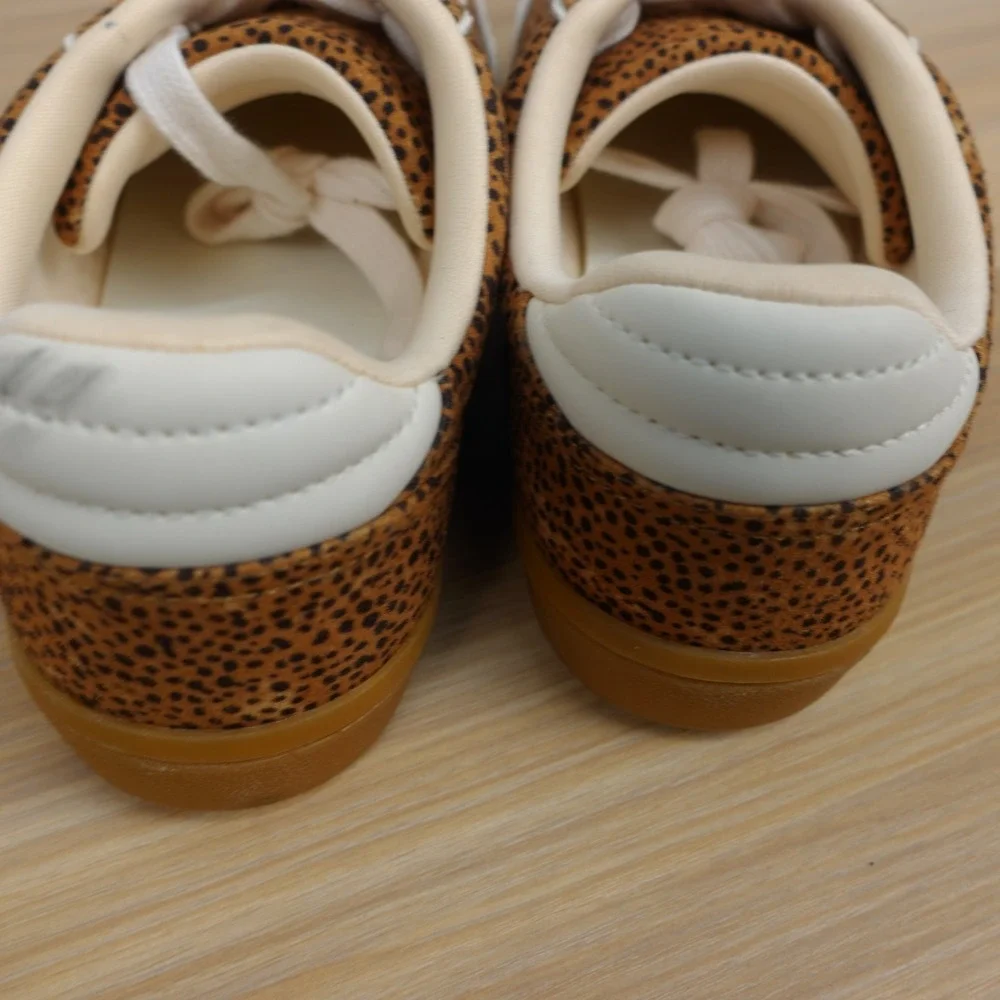 Indie Leopard Sneaker Shoes Womens 6 Tan Retro Y2K Cheetah Low Top DV Dolce Vita